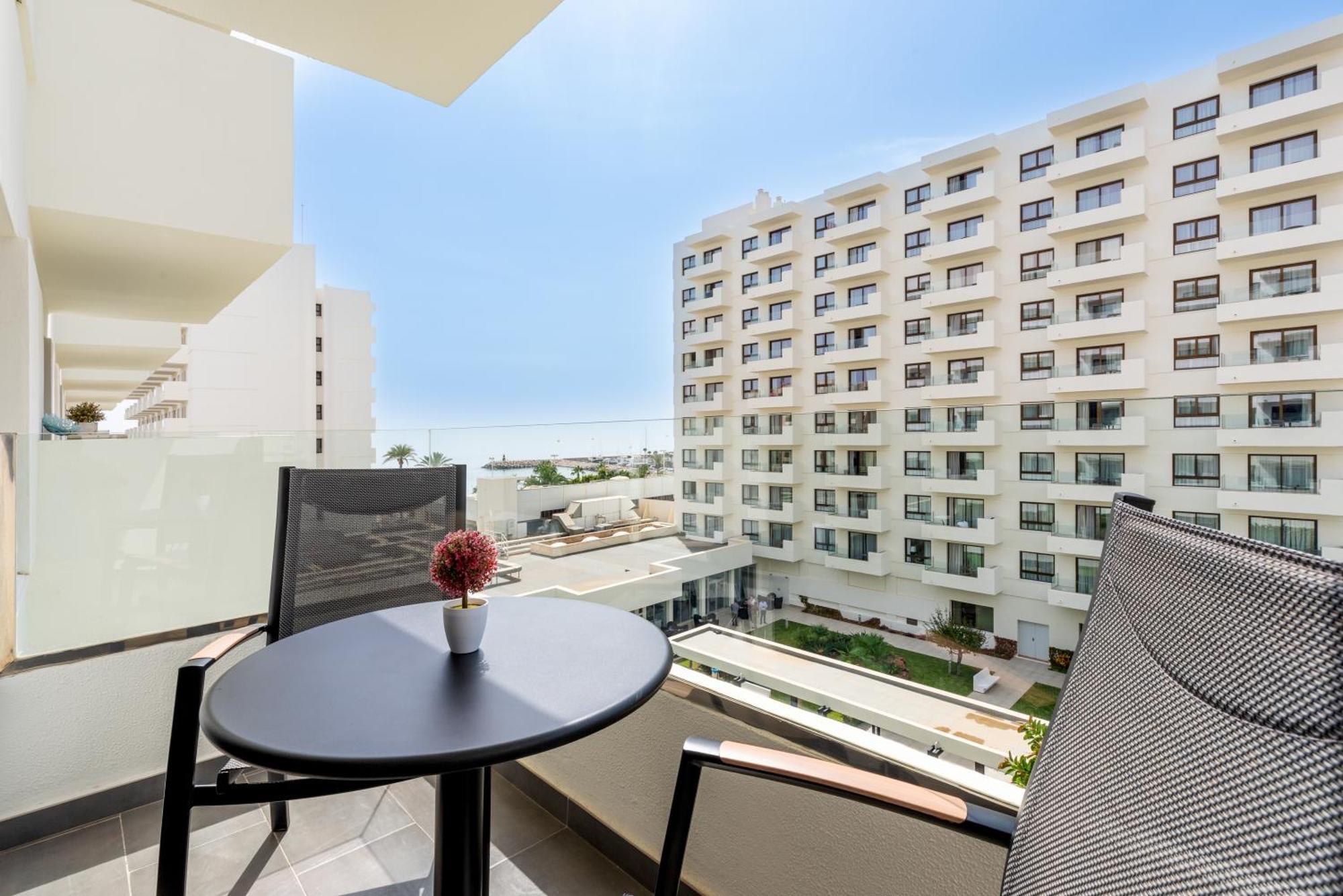 Wintowinrentals Executive Apt In Ocean House Complex Torremolinos Esterno foto