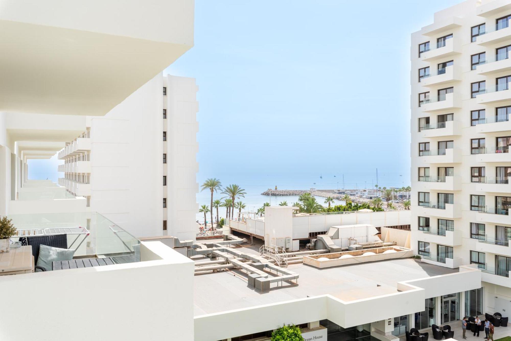 Wintowinrentals Executive Apt In Ocean House Complex Torremolinos Esterno foto